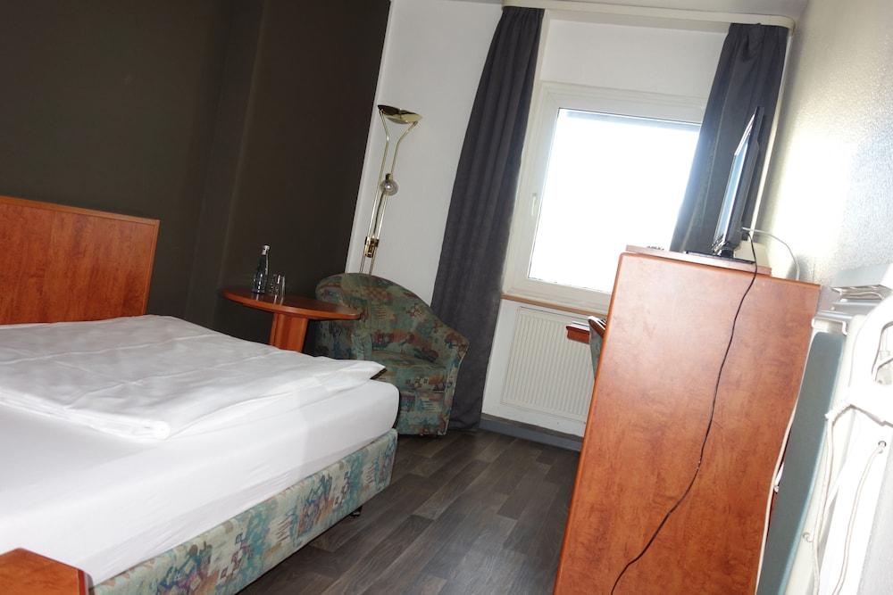 Residenz Hotel Eurostar Dusseldorf Bagian luar foto